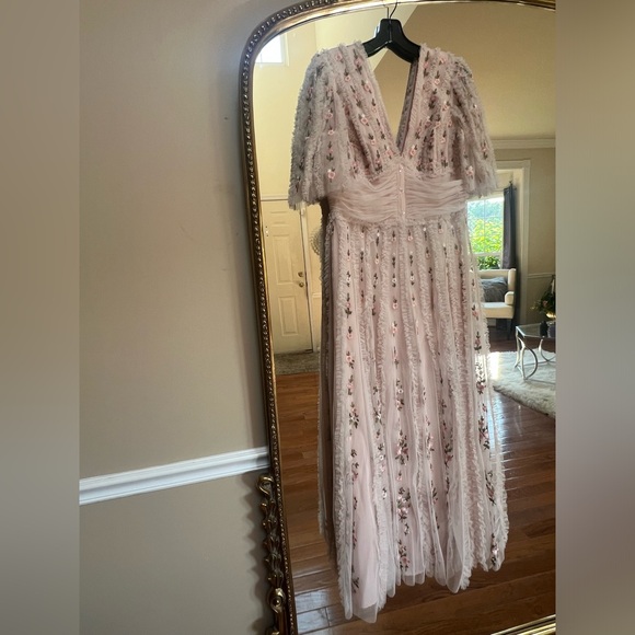 SOLD. Preowned $798 Mac Duggal Floral V Neck Ruffle Empire Waist Gown Blush  10 - Picture 3 of 10